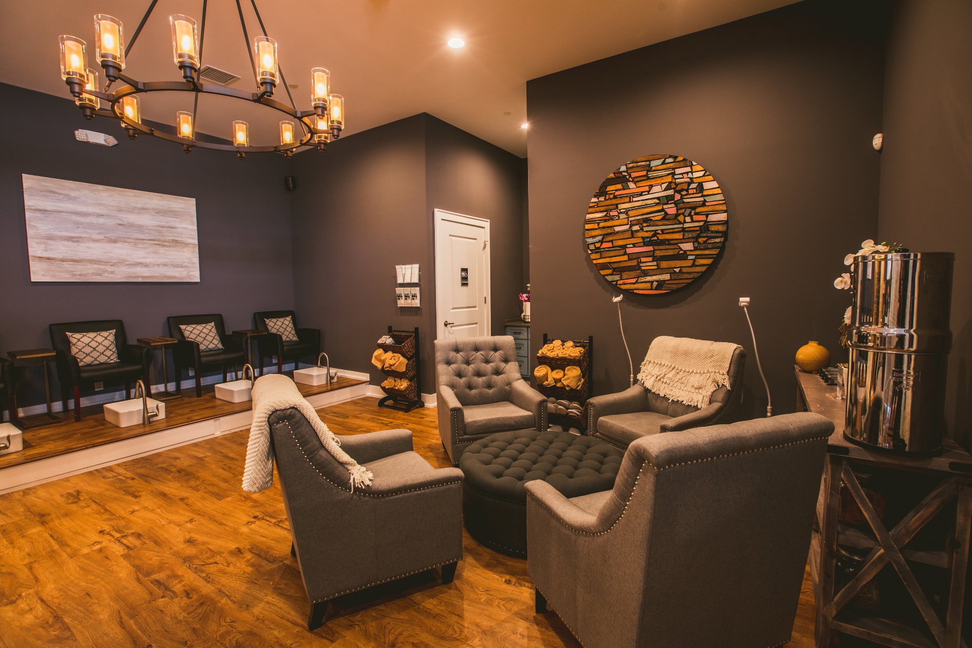 Ionic foot-bath lounge at Integrative Wellness Group in Belmar, New Jersey